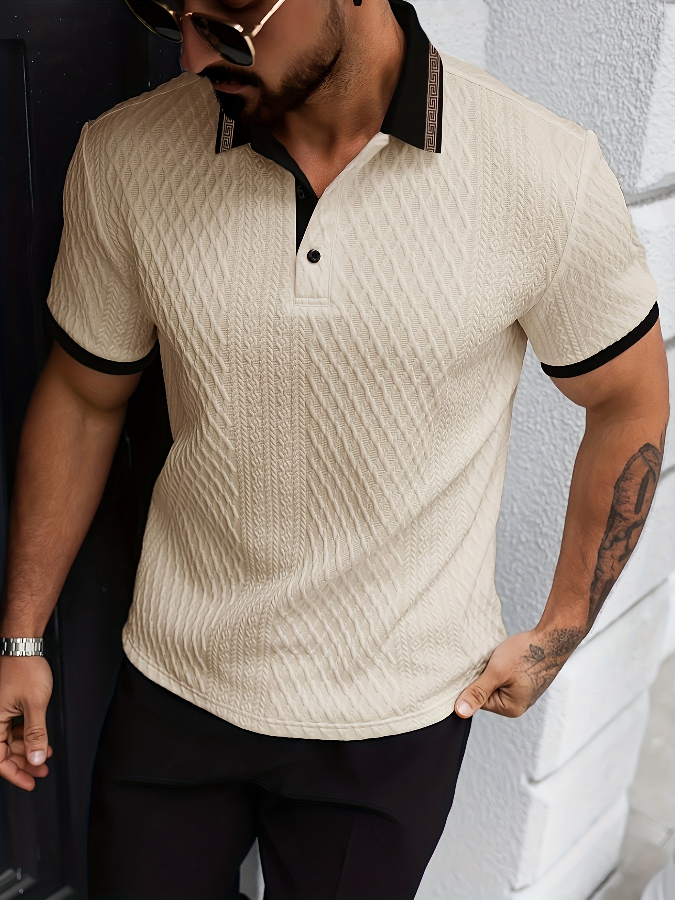 Designer Men's new color blocked shirt with a popular jacquard collar design soft textured fabric breathable polo 1b