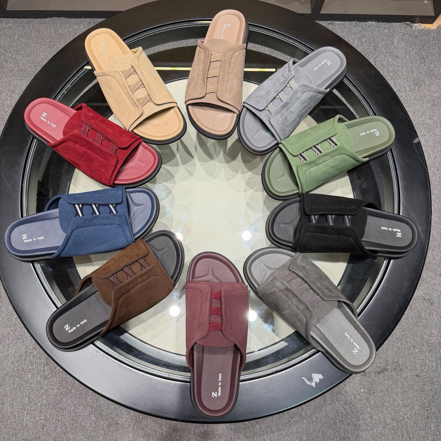 bzegnamens slippers Outdoor Designer Fashion casual Mule Mens sandal Beach pool Summer Home shoe Genuine Leather Flat sandale luxurys slide Sports s