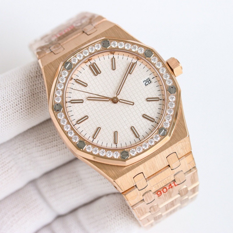 Men's fully automatic mechanical watch with stainless steel strap featuring octagonal diamond bezel. Wholesale of high-quality diamond men'