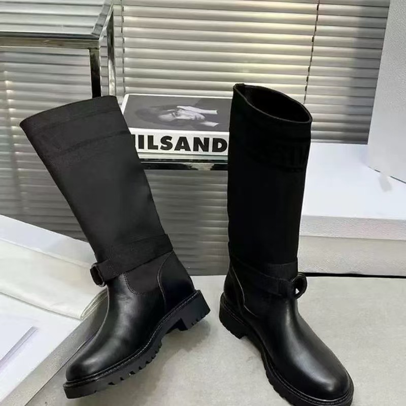 Winter boots for women waterproof and warm leather mother cotton boots fashionable black mid heel plush snow boots soft soled short boots warm fur b