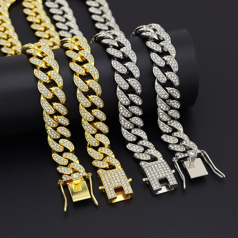 Hip-Hop Moissanite necklace Style Full Diamond Encrypted Cuban Clavicle Necklace Trendy Shiny Personality Butterfly Buckle Neck Chain Accessories