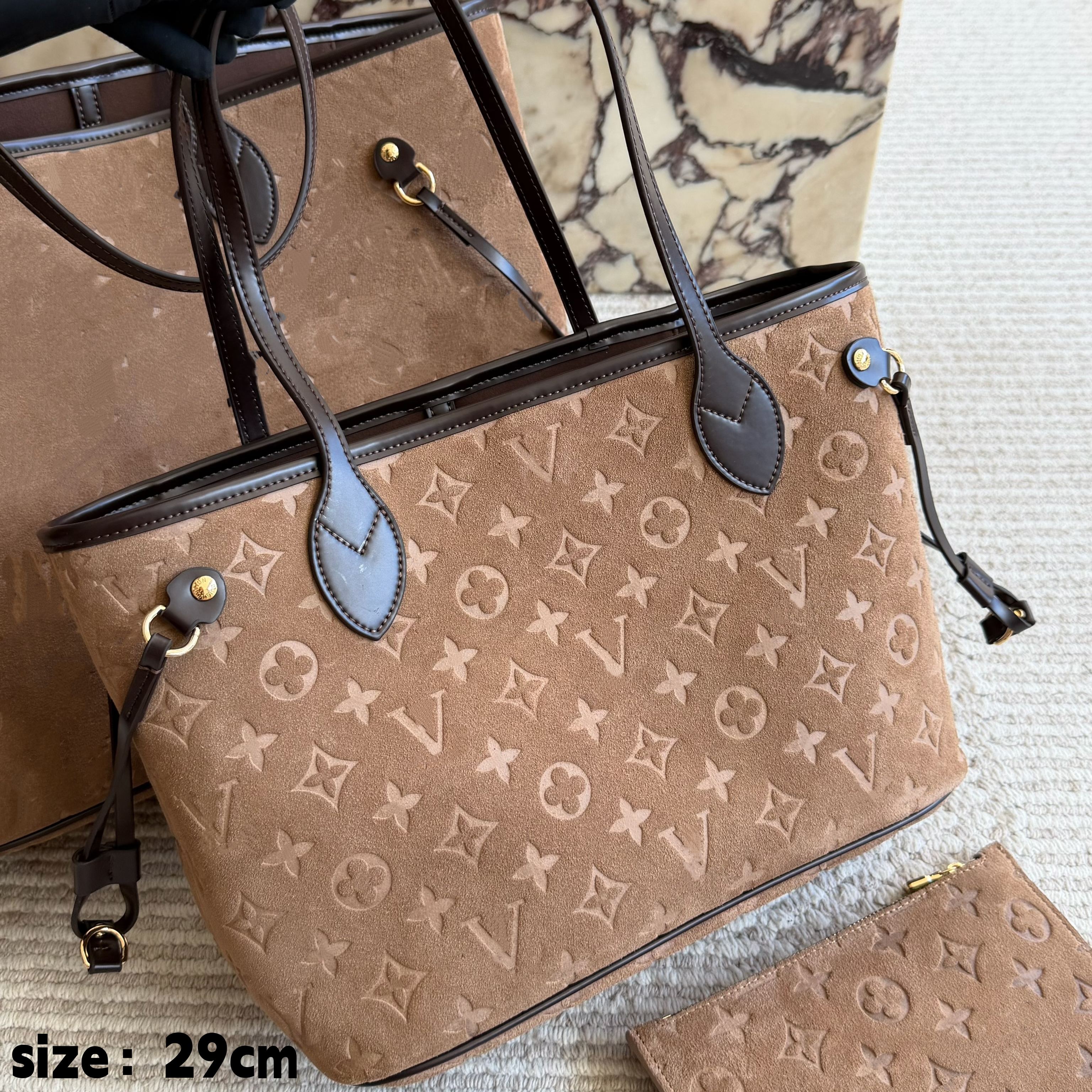 2026 new designer handbag Leather with fur texture Series fashionable and luxurious toiletry bag ladies handbag large capacity men's handbag fa