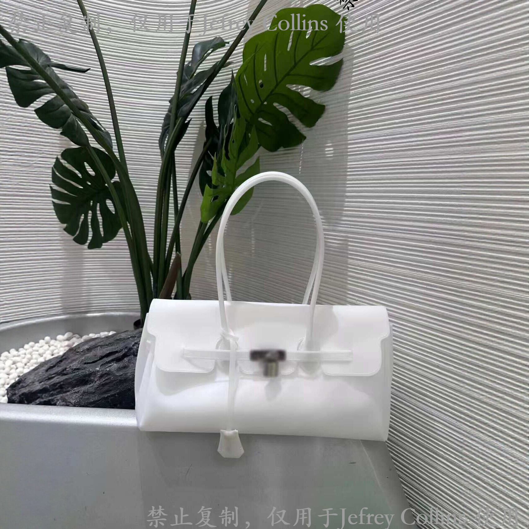 Sacs Transparent TPU Jelly pour femmes 2026 Été Nouveau modèle Grande capacité Épaule Fourre-tout Sac de designer coréen Version Sac de banlieue