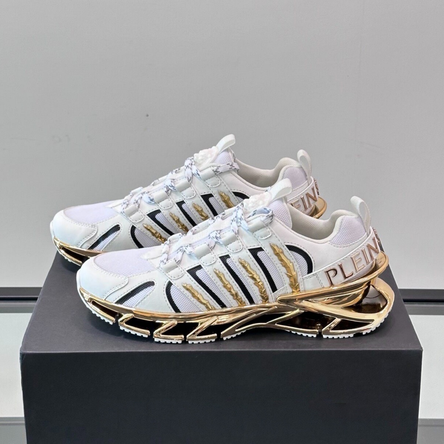 Luxury Shoe Designer Sport Sneaker Male Platform Mesh Thick Sole shoes Rubber Athletic Street Fashion Original Design Hot Sale Modern Model Stylish