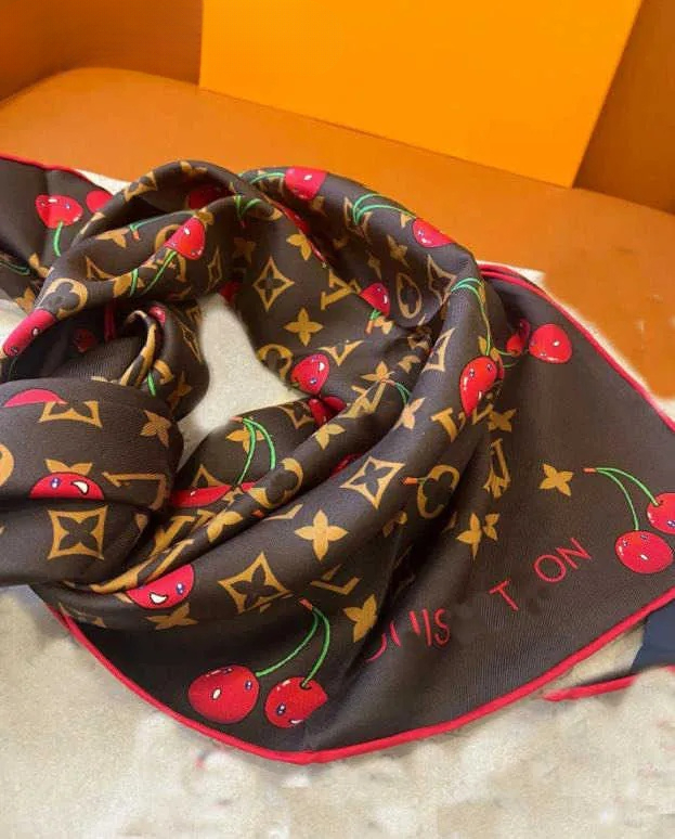 Designer délicatesse pour les femmes cou marque carré multicolore fleur de cerisier femme luxe foulard en soie sac écharpe enveloppes 90x90 CM ch