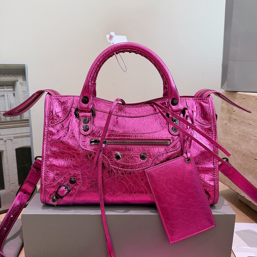 Designer Handbags Women Letter Pattern Fashion Leather Bags Mans Large capacity Shoulder Bag Luxury Classic Bag String Hasp Crossbody Bag Leather
