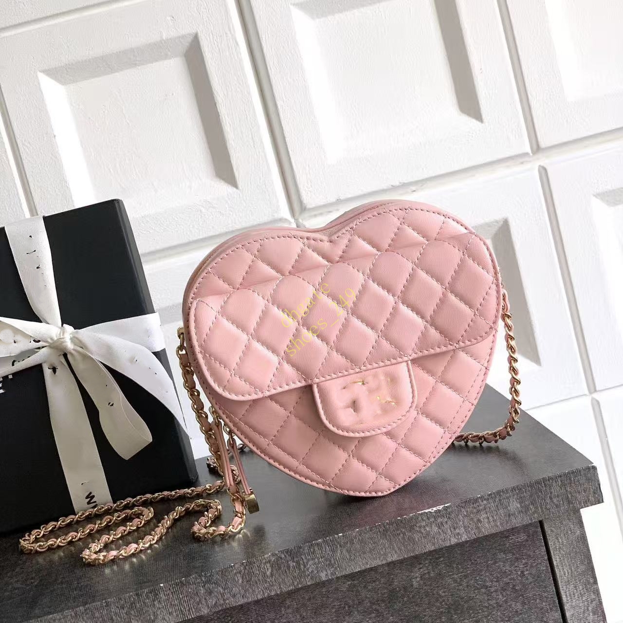 designer bags for women chains crossbody bag diamond lattice love bag genuine leather saddle bag mini bag womens luxurys messenger handbag high qual