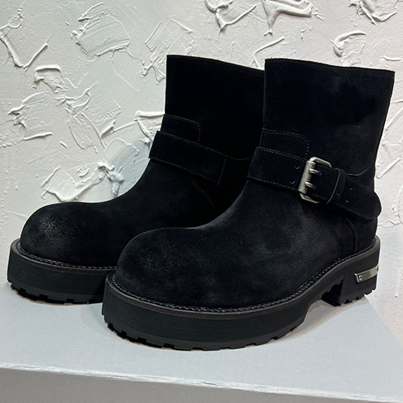 Womans Venom Mini Bootie in Black Designer female Luxury Suede Calf Leather Shoes Upper Thick Bottom Short Boots Mens Womens Outdoor Commuting Short