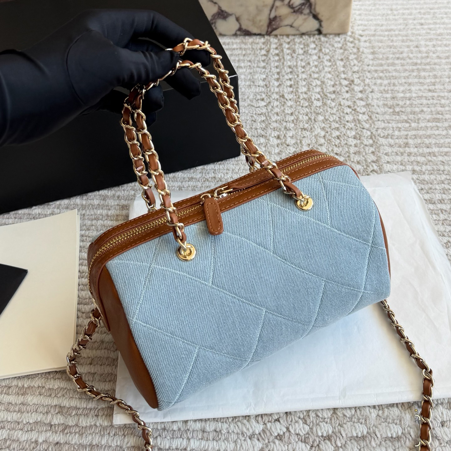 Diamond Quilted Denim bag Designer bag Bowling bag Trendy Retro Denim & Leather Cylinder Crossbody Mini Pillow Shoulder bag Luxury Canvas Handbag Tw