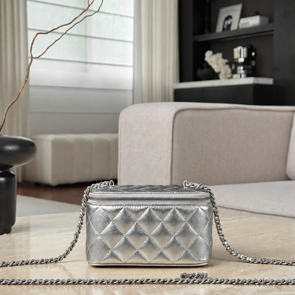 Designer Bag Quilted Vanity Box Series Metallic Caviar Leather Handbag Interwoven Chain Strap For Dating Travel Dinner Party