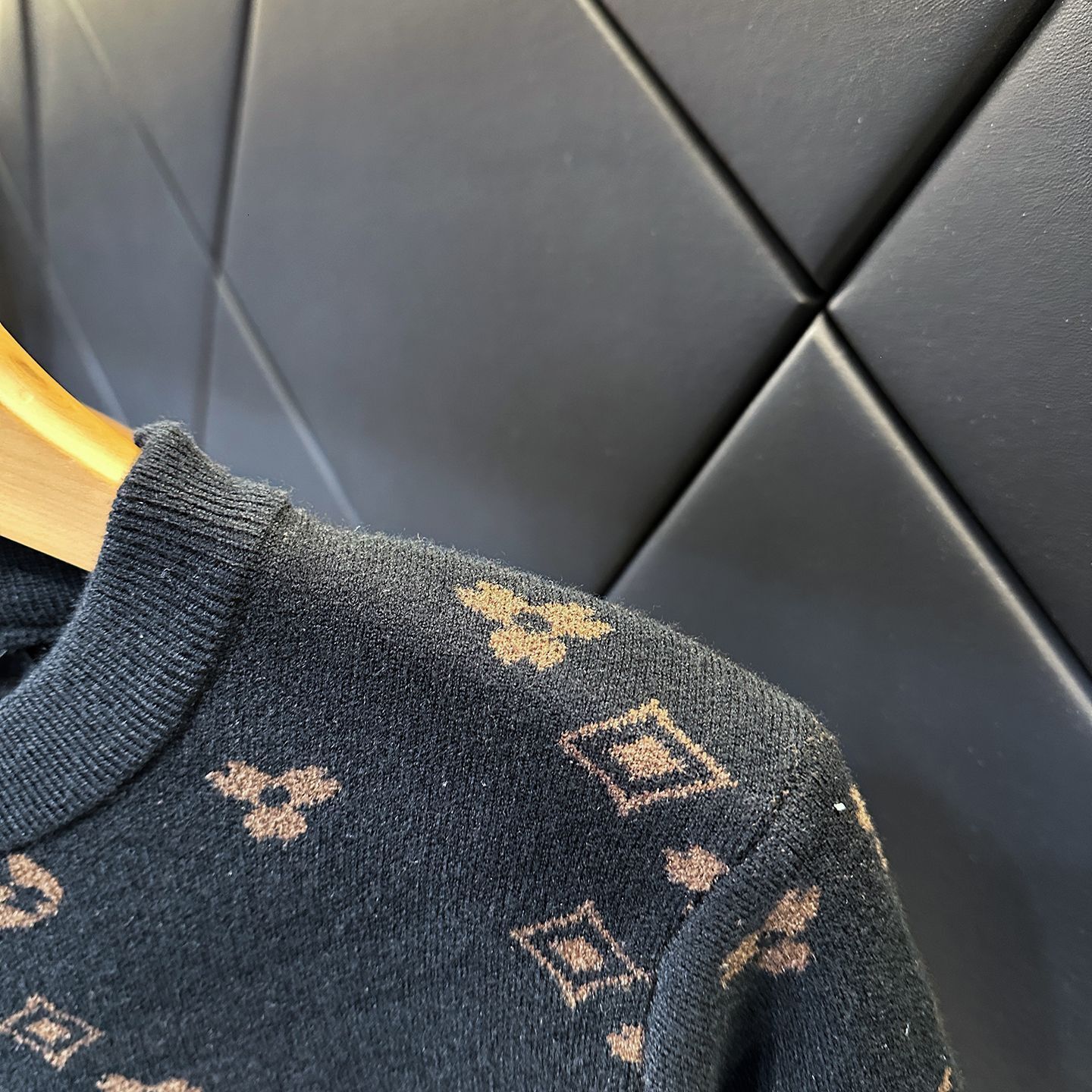New DesignEuropean High-end Trendy Brand Jacquard Knit Sweater For Men, Round Neck, Slim Fit, Fashionable And Warm New Style Base Layer