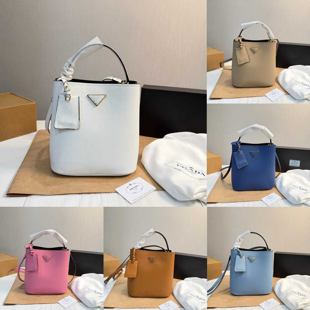 2026 Handbag Latest Summer Crochet And Leather Mini Bucket Bag Luxury Designer Straw Weave Adjustable Leather Handle Shoulder Bag Removable key Ring