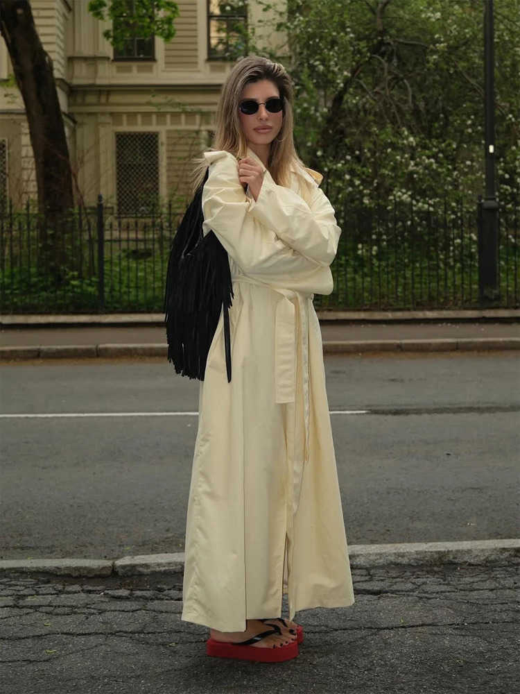 Solid 2026 Fall New Women Color Stand Collar Belted Trench Coat Fashion Slim Fit Figure-flattering Versatile Trendy Friendly D260909