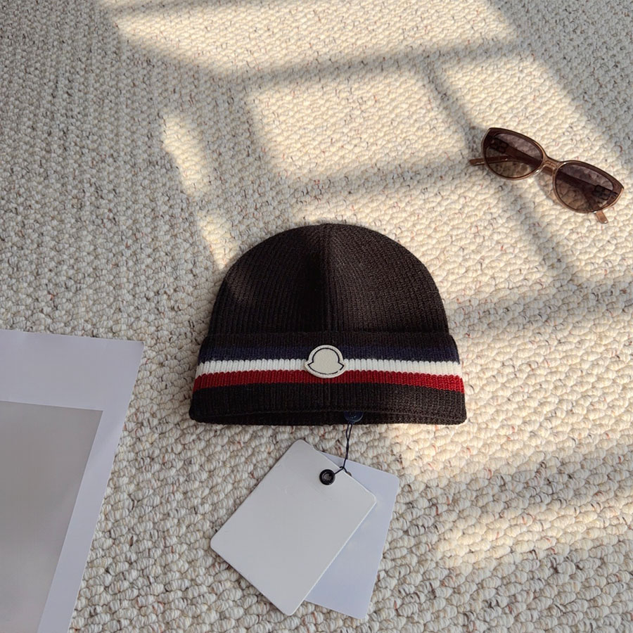 Designer Beanie Hat Women Knitting Cap Mens Beanie Knitted Fashion Hat Caps Circle Decoration Cap Windproof Warm Simple Versatile Knitted Hat Casual