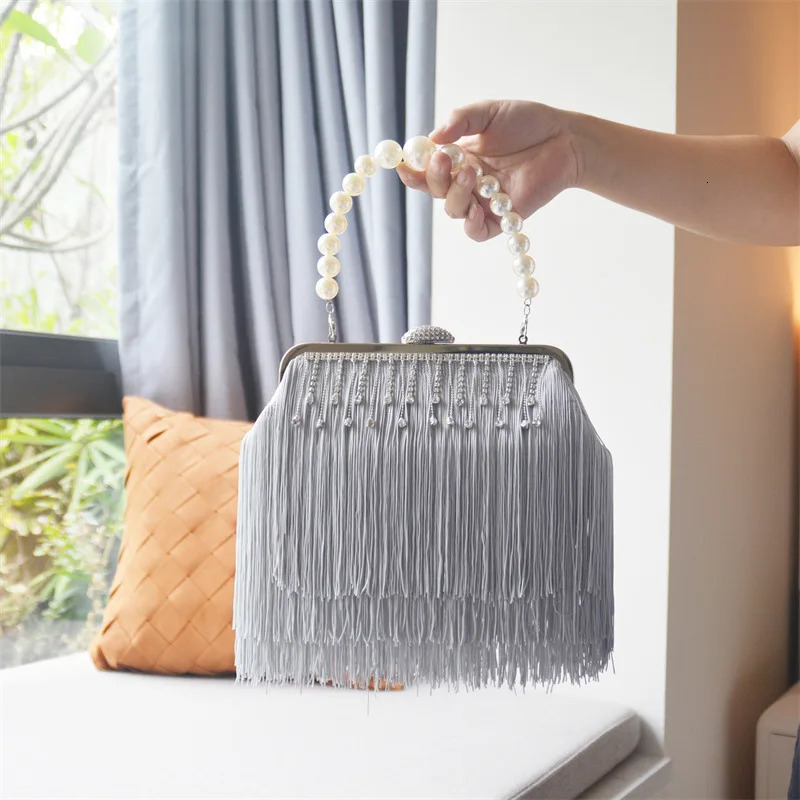 Fashionable Tassels Evening Bags Women's Elegant Handbag Single Shoulder Crossbody Bag Evening Wear Ladies Solid Color Bolsos 260909