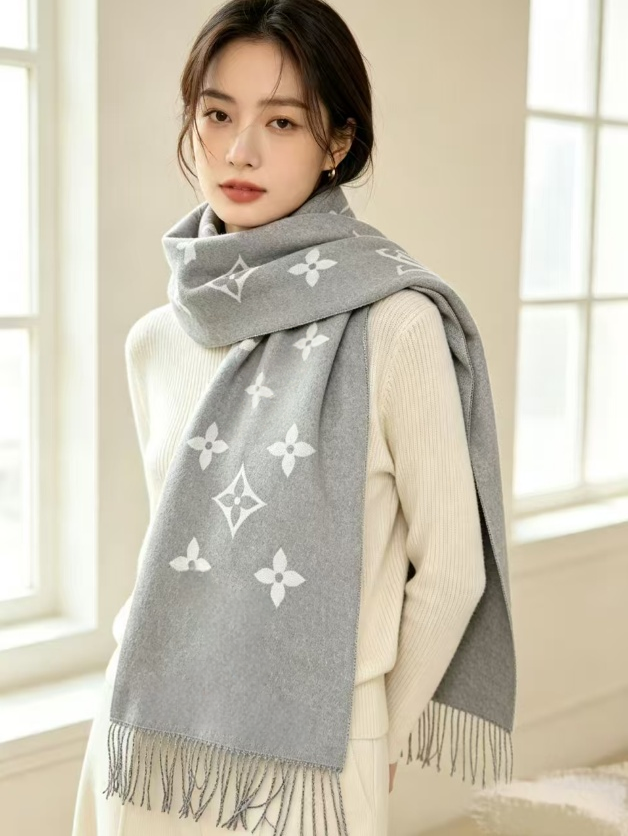 New Designer scarf Fashion Classics high quality Stylish Women Cashmere Scarf Full Letter Printed Scarves Soft Touch Warm Wraps With Tags Autumn Win