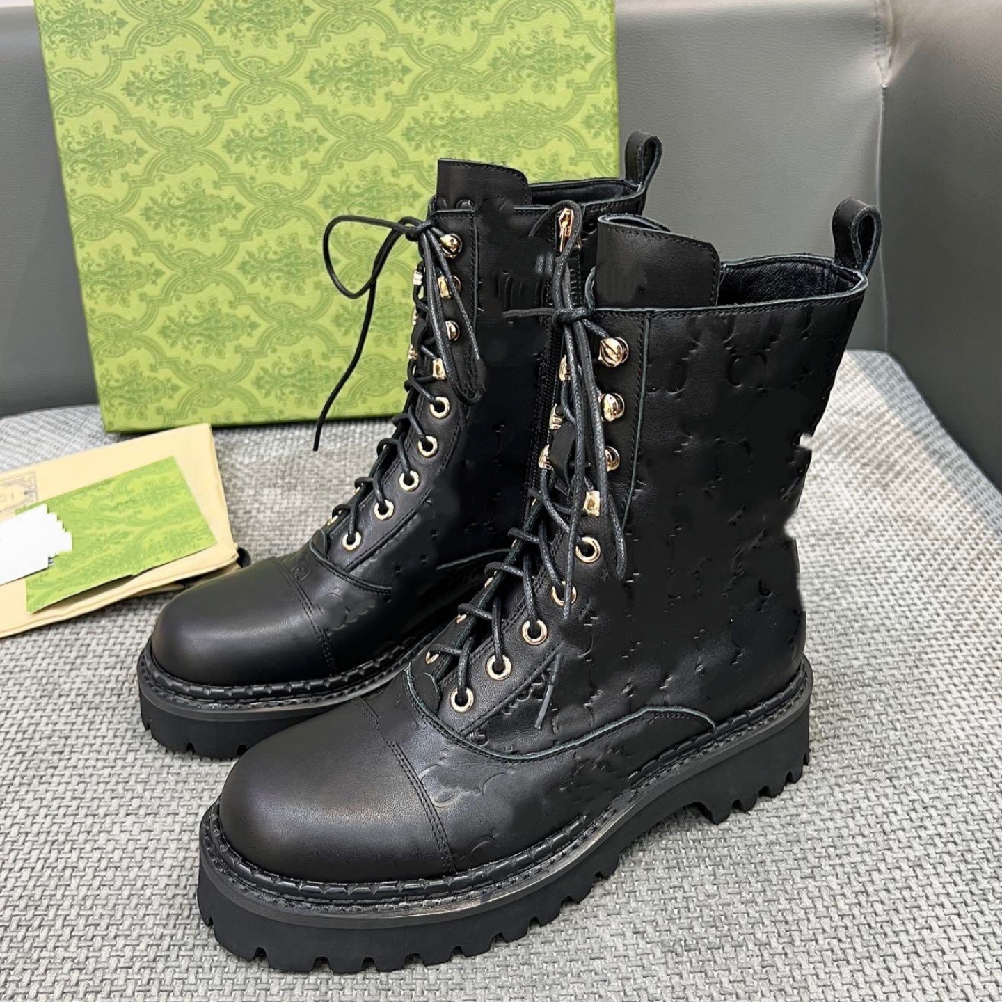 Boot Shoe Designer Luxury Combat Martin Biker Ankle Leather Lace Up Zipper Side Black Gold Street Punk Winter Womens Outdoor Heel Block Platform Chu