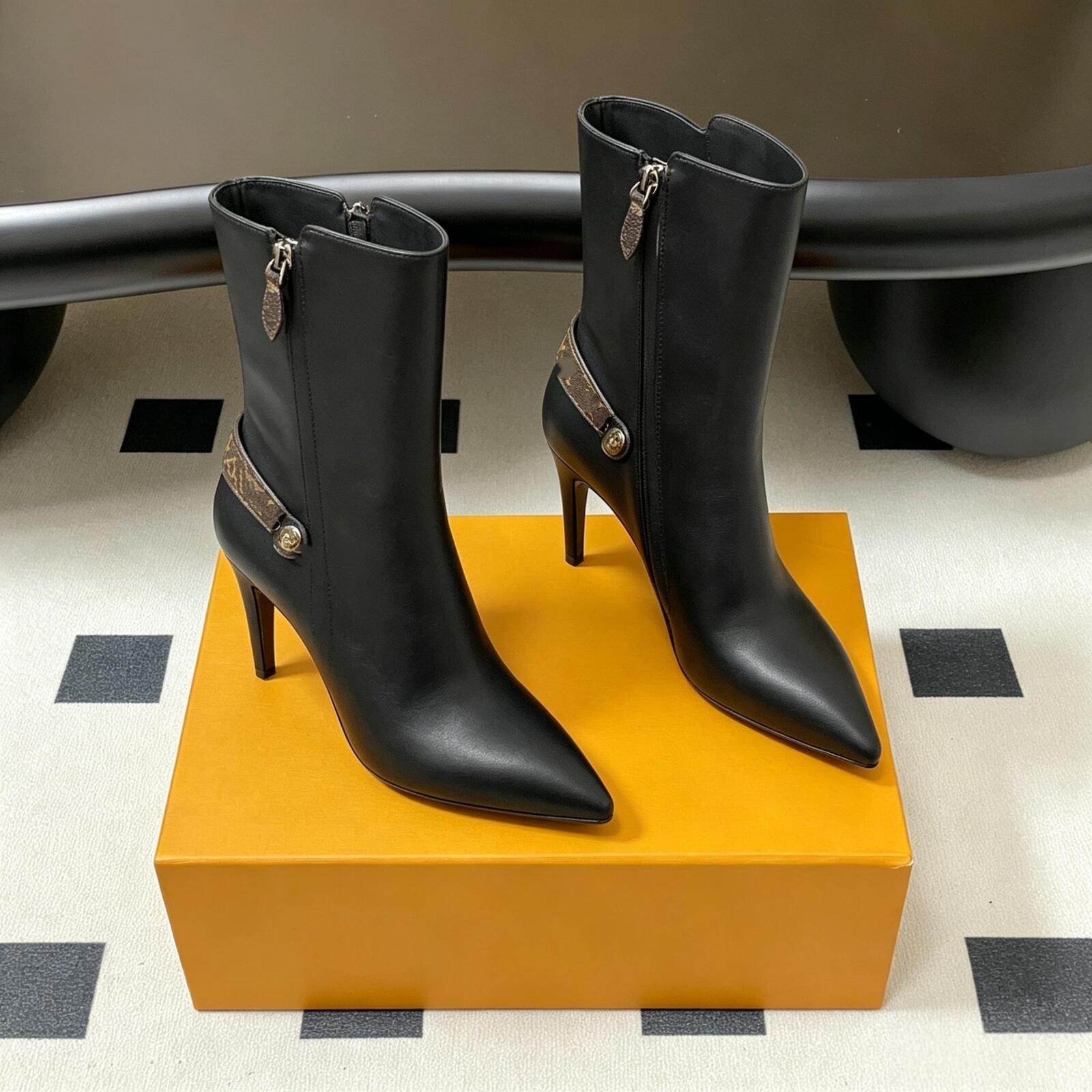 Ankle Boot Shoe Designer Luxury Leather Patent Stiletto Zipper Side Black Brown Chain Padlock Dress Club Night Trendy Modern Lady Hot Fashion Cool N