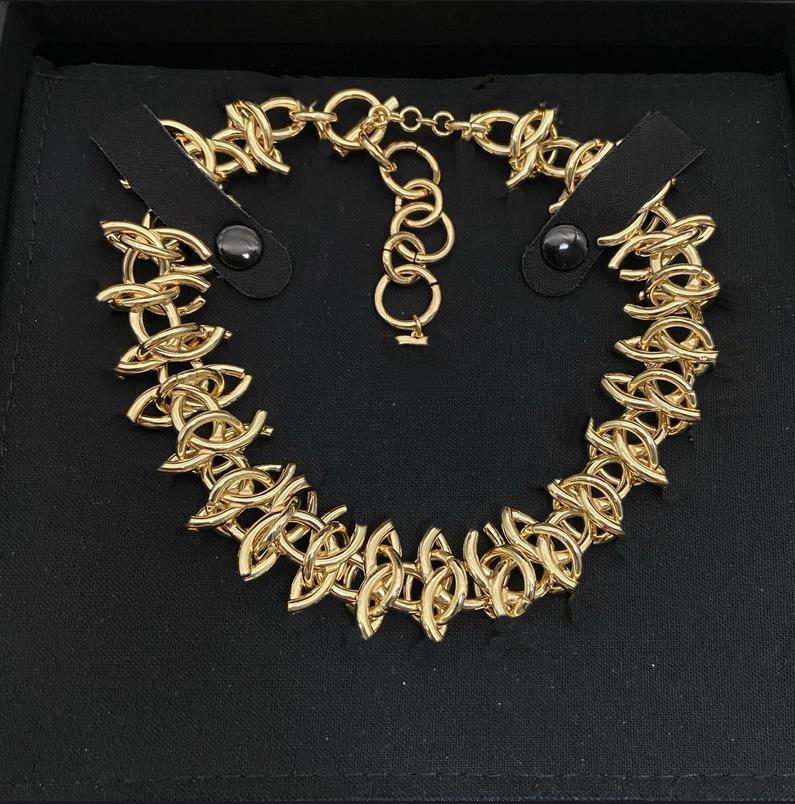 New Designed Classics Vintage 26P Overlay letters splice chain necklace bracelet earrings Woman Ear Hoops Designer Jewelry Wholesale Retail
