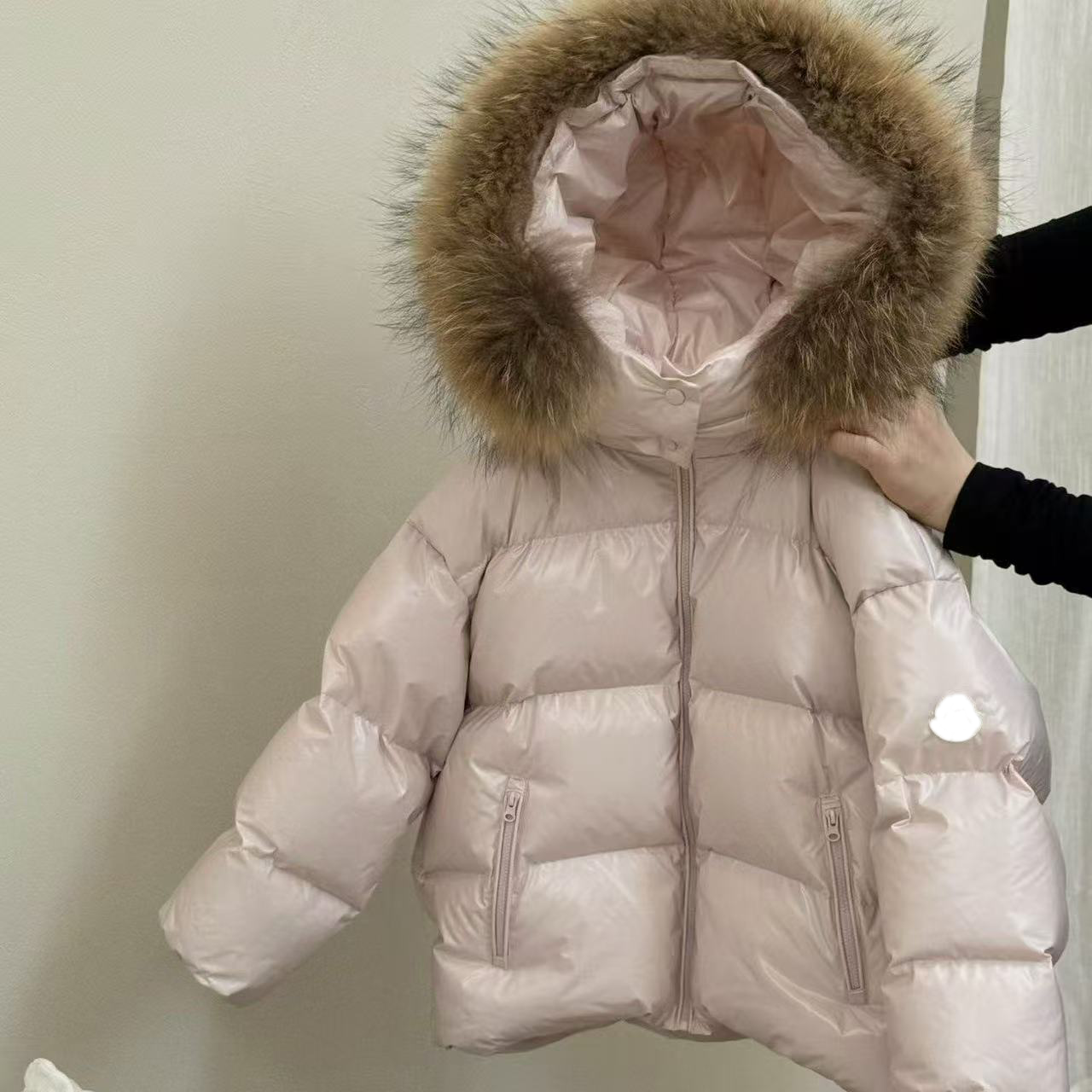 Unisex Designer Kid Hooded Down Coat Baby Luxury Down Jacket For Kids Design Thick Warm Coat Bodywarm Overcoat Girl Boy Coats Windbreaker Parkas Jac
