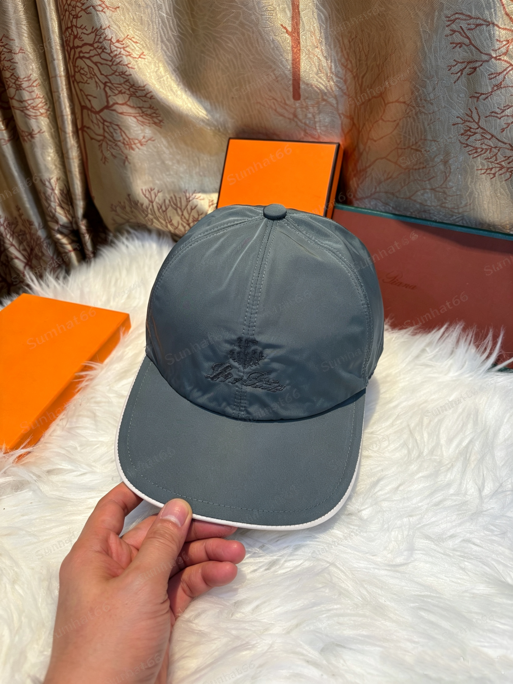 Classic SolidColor Baseball Hat Breathable Lightweight Snapback Cap Adjustable Strap for Men Women Streetwear 01188