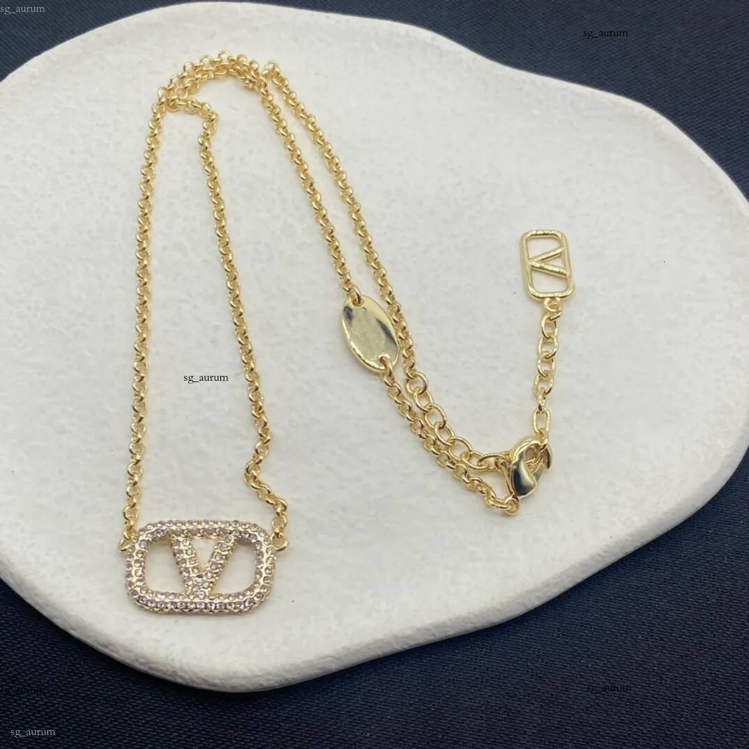 Créateur de collier de diamant d'or de marque de mode conçu pour les cadeaux de Noël des femmes