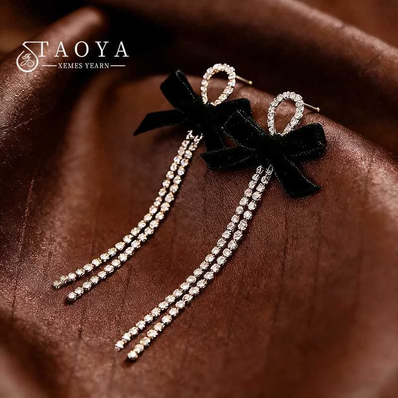 2026 New Design Blk Velvet Butterfly Bow Rhinestone Tassel Long Earrings Women's Vintage Fashion Jewelry Party Trend cessory M260922