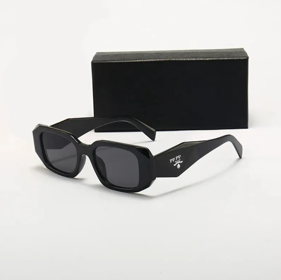 Top luxury Sunglasses designer womens Mens Wearing fashion hot selling senior Eyewear For Women eyeglasses frame Vintage Metal Sun Glasses With box