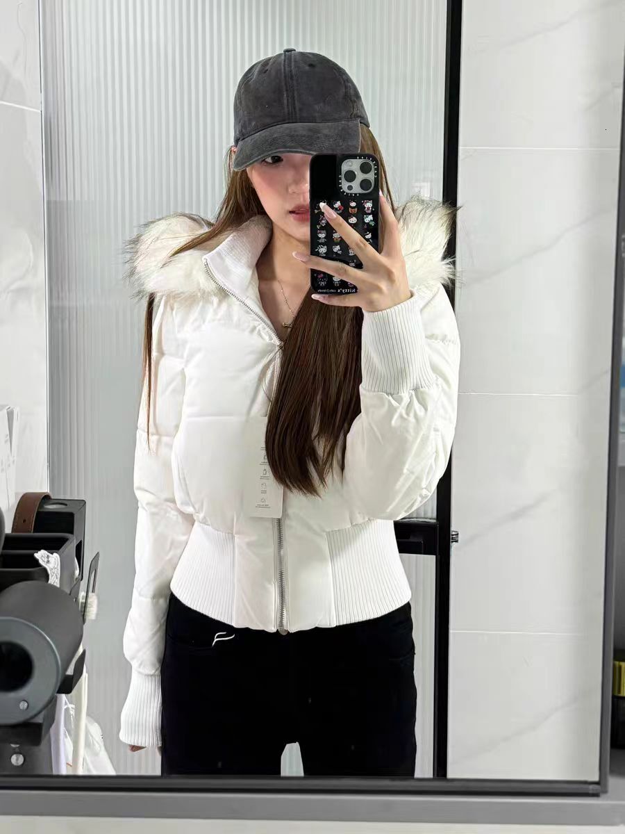 Little Seagull style down with a large fur collar women's short style 90% white duck down 2025 winter new collection hooded jacket for petite f