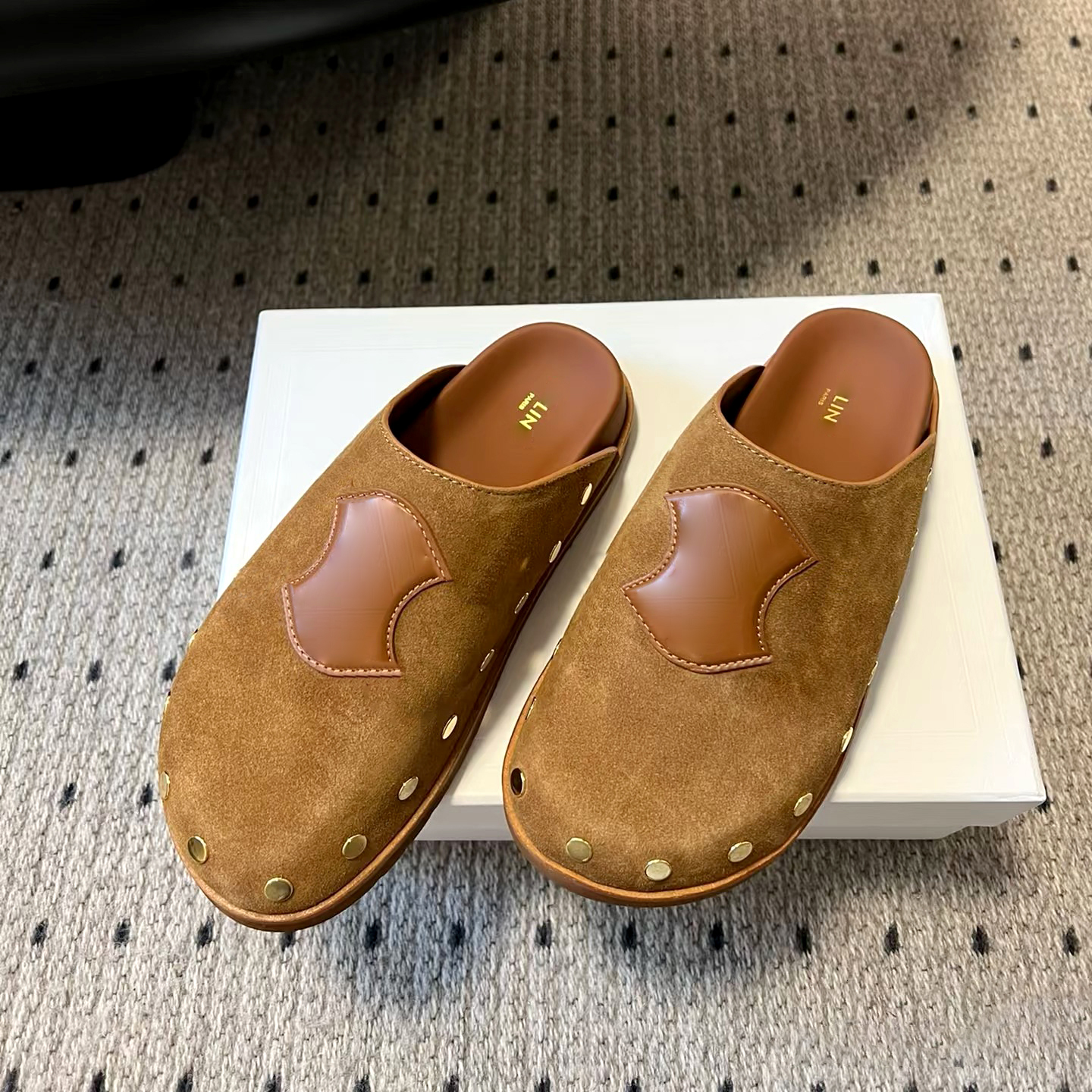 Fashion New Flat Slipper wood Mule Brand Celinda 10a luxury Top quality Home Slip On Suede Classis Designer Rivet Women Casual Shoes Outdoor travel