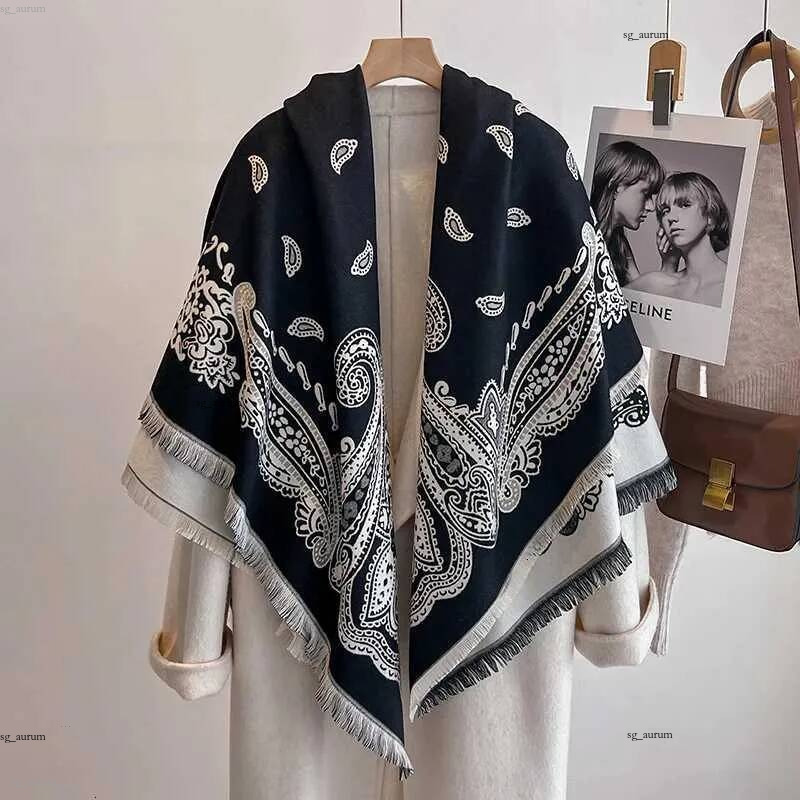 2025 Womens Luxury Brand Cashmere Winter Scarf Vintage Printed Shawl with Tassels Pashmina Wrap Bandana Poncho H260615