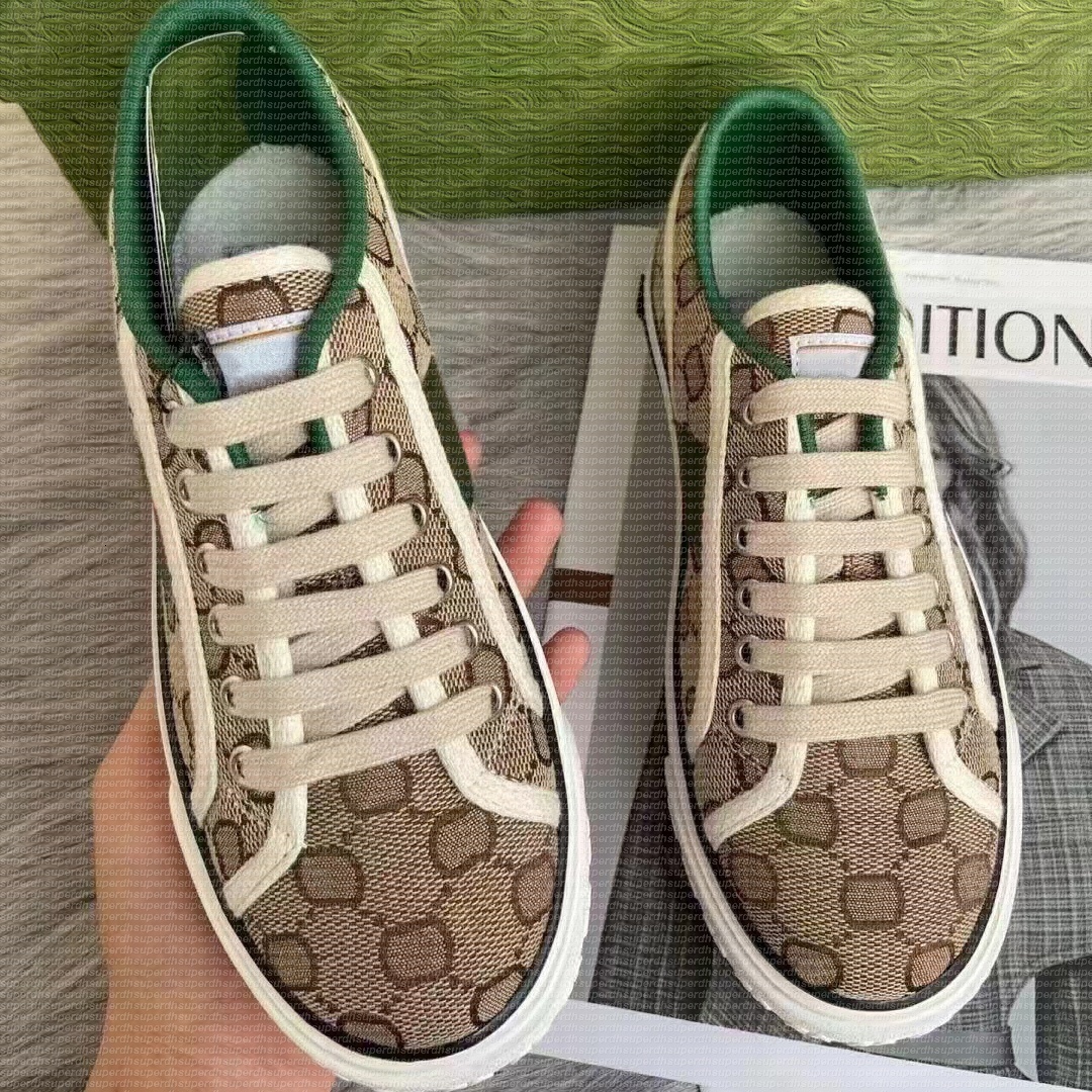 Designer Tennis 1977 Rhyton Flat Sneakers Luxury Shoe Beige Blue Washed Jacquard Denim Designers Shoes Vintage Casual Sneaker size35-45 01