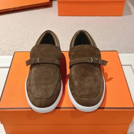 Luxury Designer Shoe Penny Mens Leather Slip On Flat Rubber Sole Office Dress Formal Work Black Grey Brown Smooth Quality Adult Fashion Hot Fall Moc