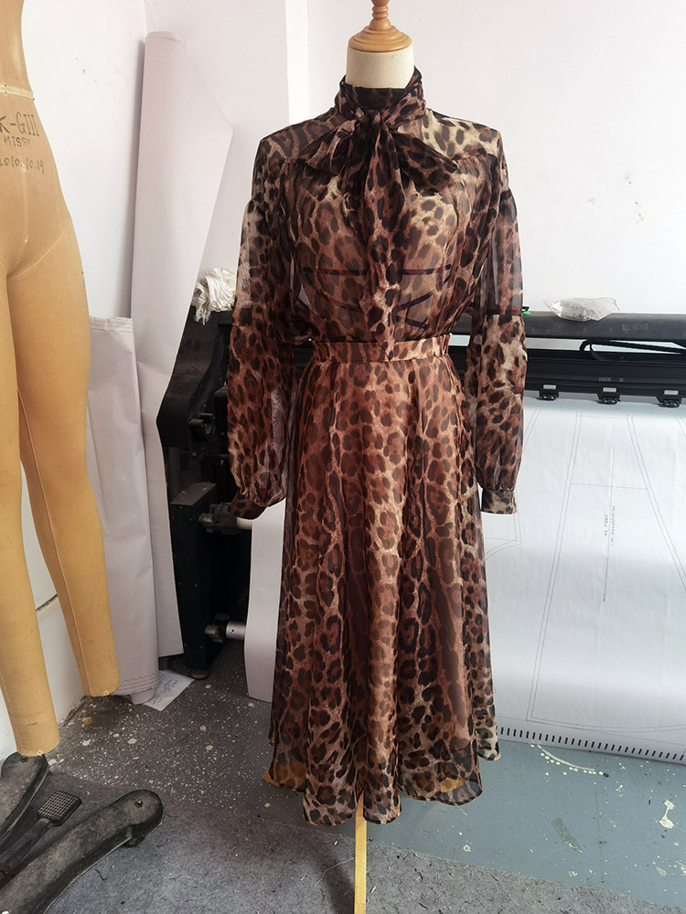 Fashion Elegant Summer Vacation Chiffon Skirts Suit Women Scarf Collar Shirt with Half Dress 2 Pieces Set Leopard Printing Party Street