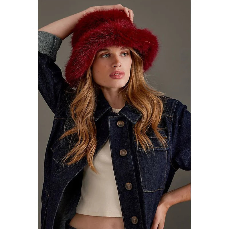 Faux Fur Bucket Hat Warm Fur Thickened Autumn Winter hat Personality Fishermen Hats for women Bracer Plush hat 260910