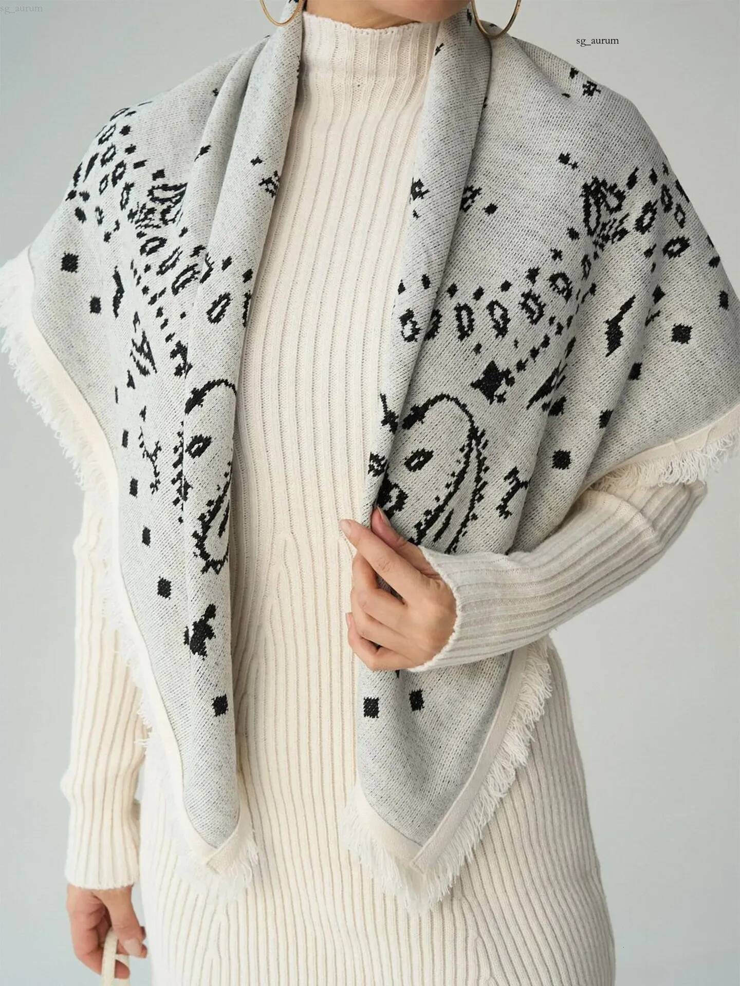 Foulard carré imprimé Paisley avec franges de styliste, Bandana bordé, accessoires de mode de vacances pour femmes, Date Night, 2026