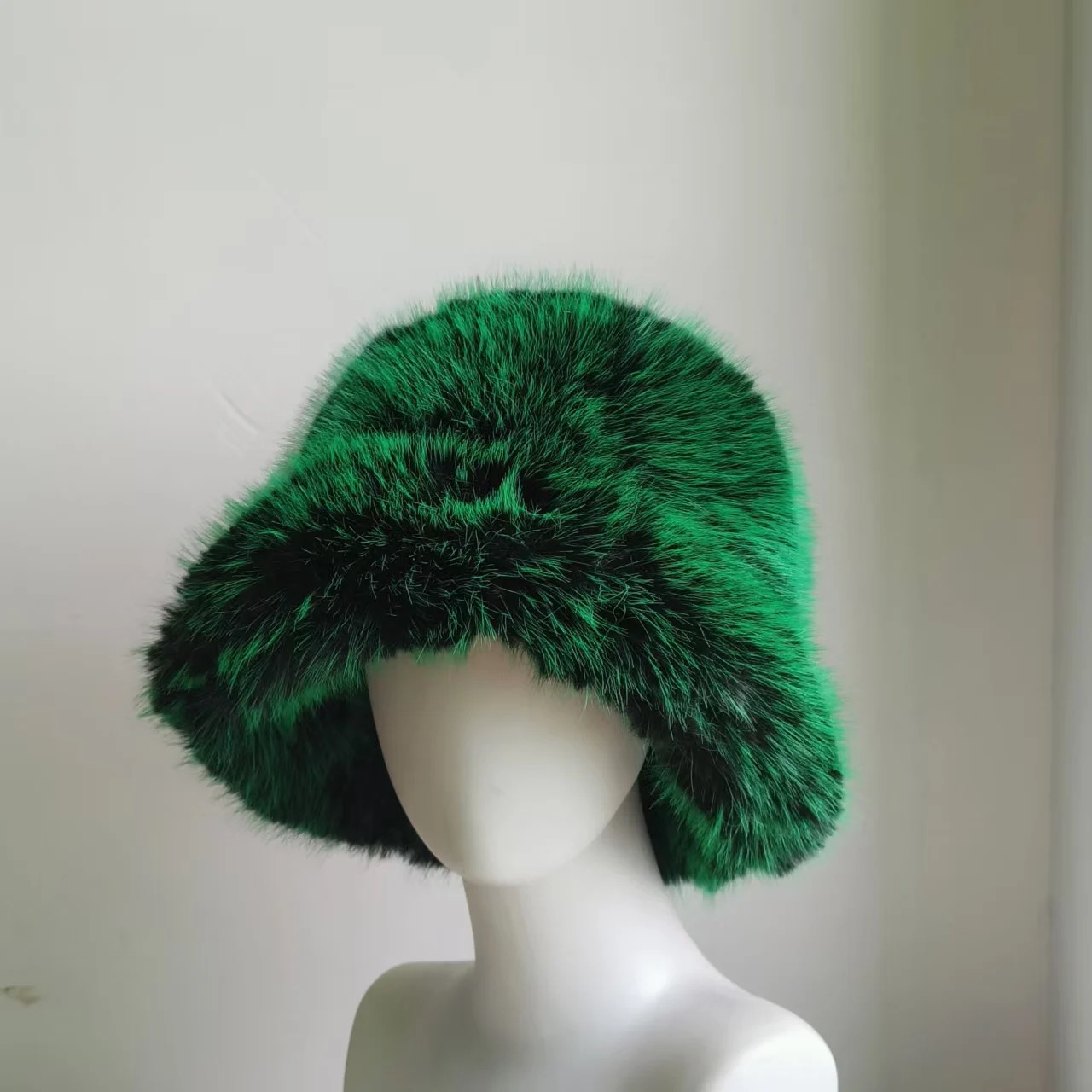 Faux Fur Bucket Hat Warm Fox Fur Thickened Autumn Winter hat Personality Fishermen Hats for women 260910