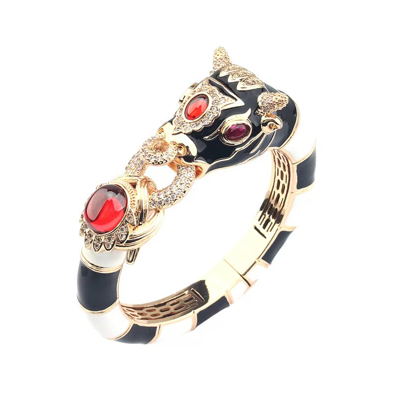 Creative Fashion Zodiac Ox Open Bracelet Black and White Striped Elegant Women's Animal Bracelet New Wholesale1