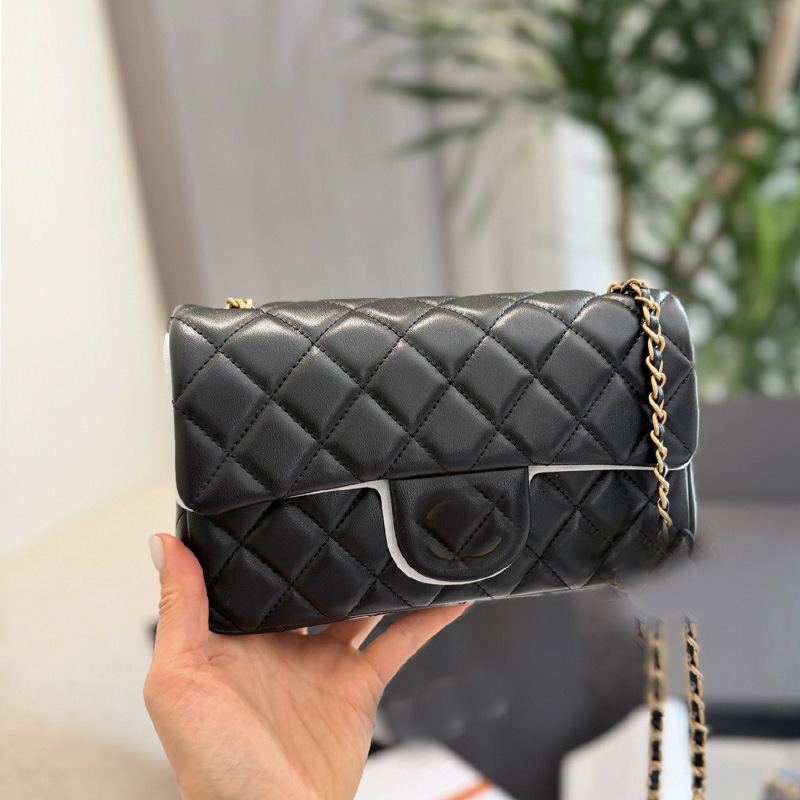 Sac à rabat de créateur classique Petit sac à main en cuir d'agneau noir avec sangle de chaîne Boule d'or Femmes élégantes luxe doux de haute qua