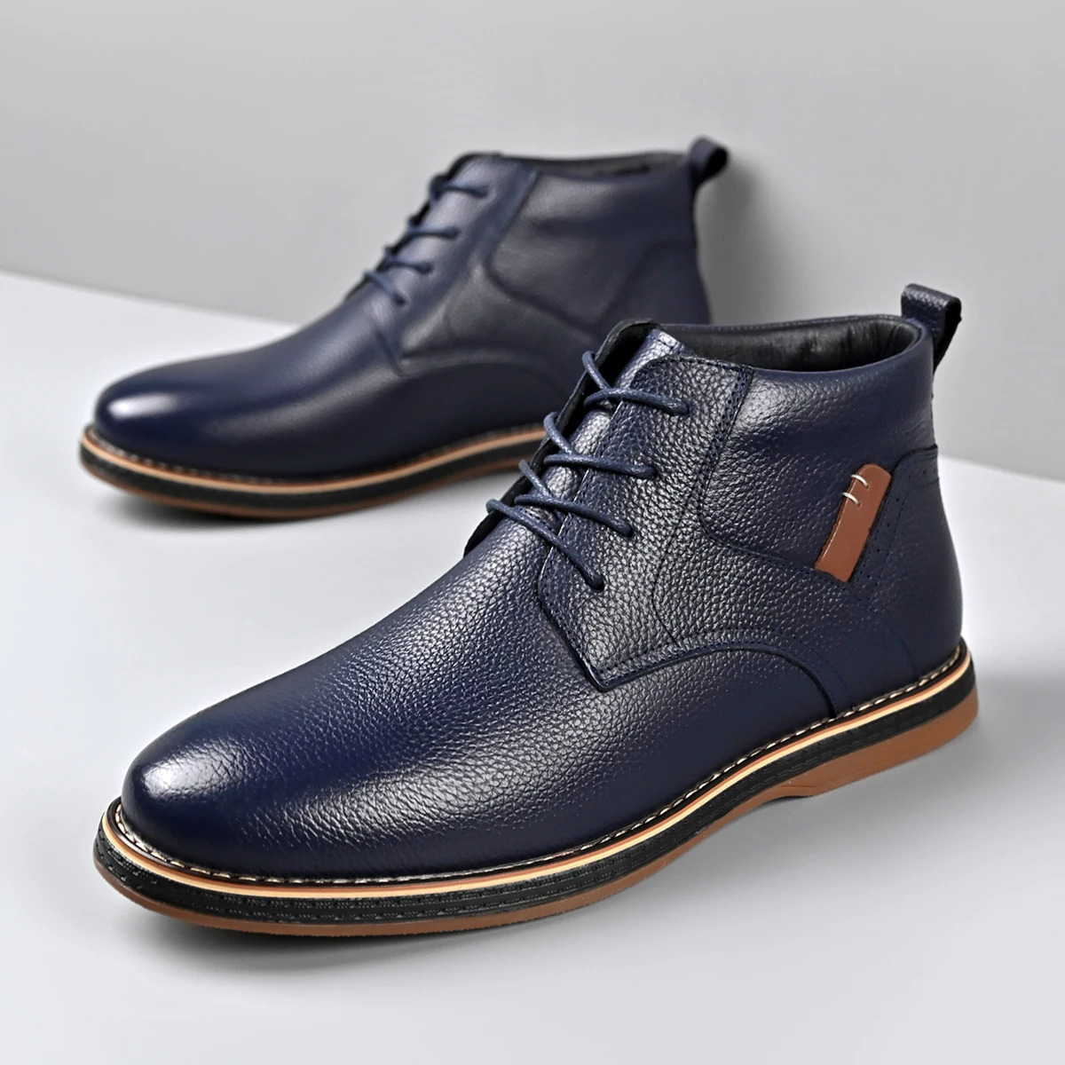 Men's High Top Leather Shoes Laceup Business Casual Leisure Walk Male Boots Classic Man Basic Botas 260908
