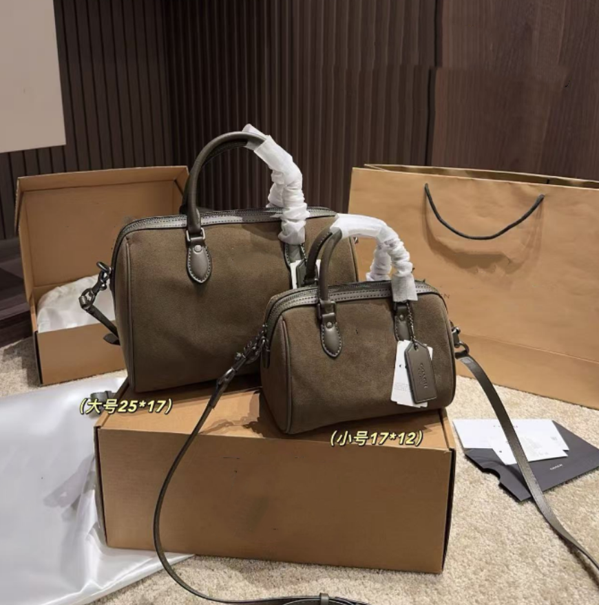 25cm New Boston Minimalist Handbag for Women, Shoulder Bag, Crossbody Bag, Pillow Bag, Fashionable Retro Bag