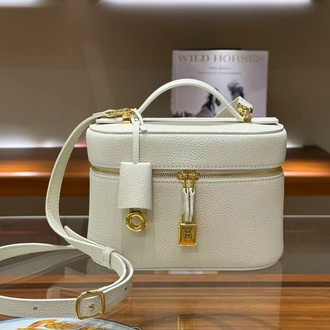 Sac de maquillage de styliste, trousse de toilette de haute qualité, mini sac en peau de vache, double fermeture éclair, article cadeau, seau à b
