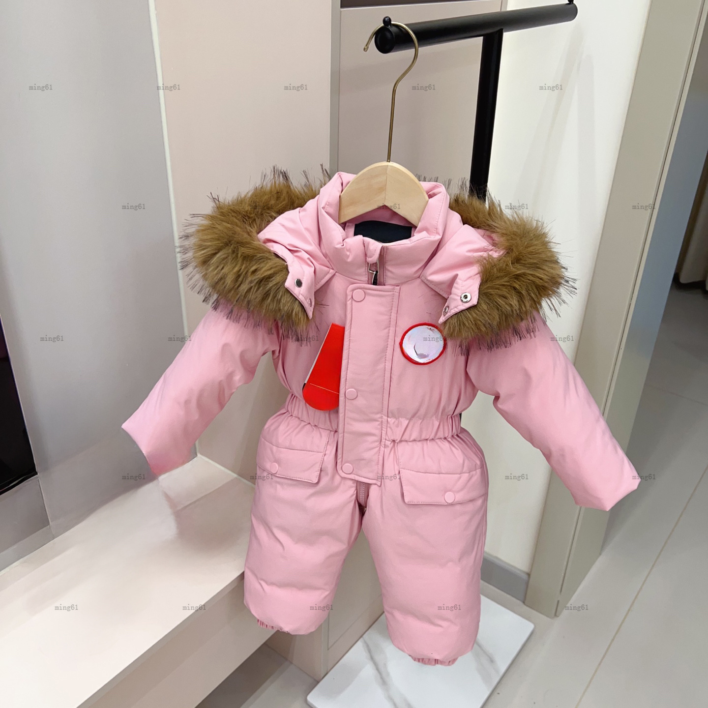 Brand baby jumpsuit Pink infant romper Winter toddler designer clothes High-quality down Hooded bodysuit A385X11N101