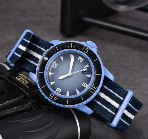 Mens Watch Classic Simple Quartz Watch for Men Fashion Wristwatch Timepiece for Daily Office Wear Holiday Gift Unisex Casual