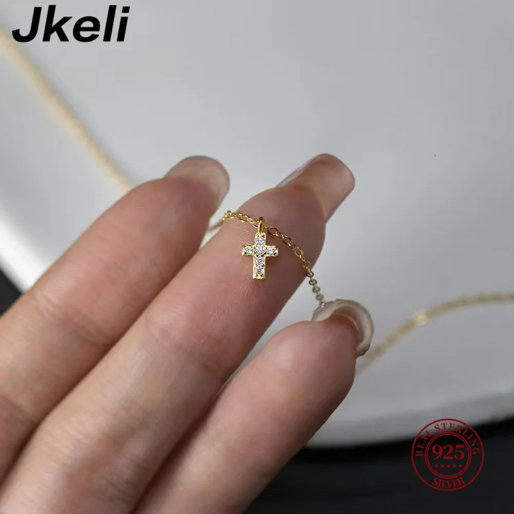 Jkeli 925 Sterling Silver Simple Pav Crystal Cross Pendant Necklace Women Classic Temperament Wedding Party Jewelry Gift 260910