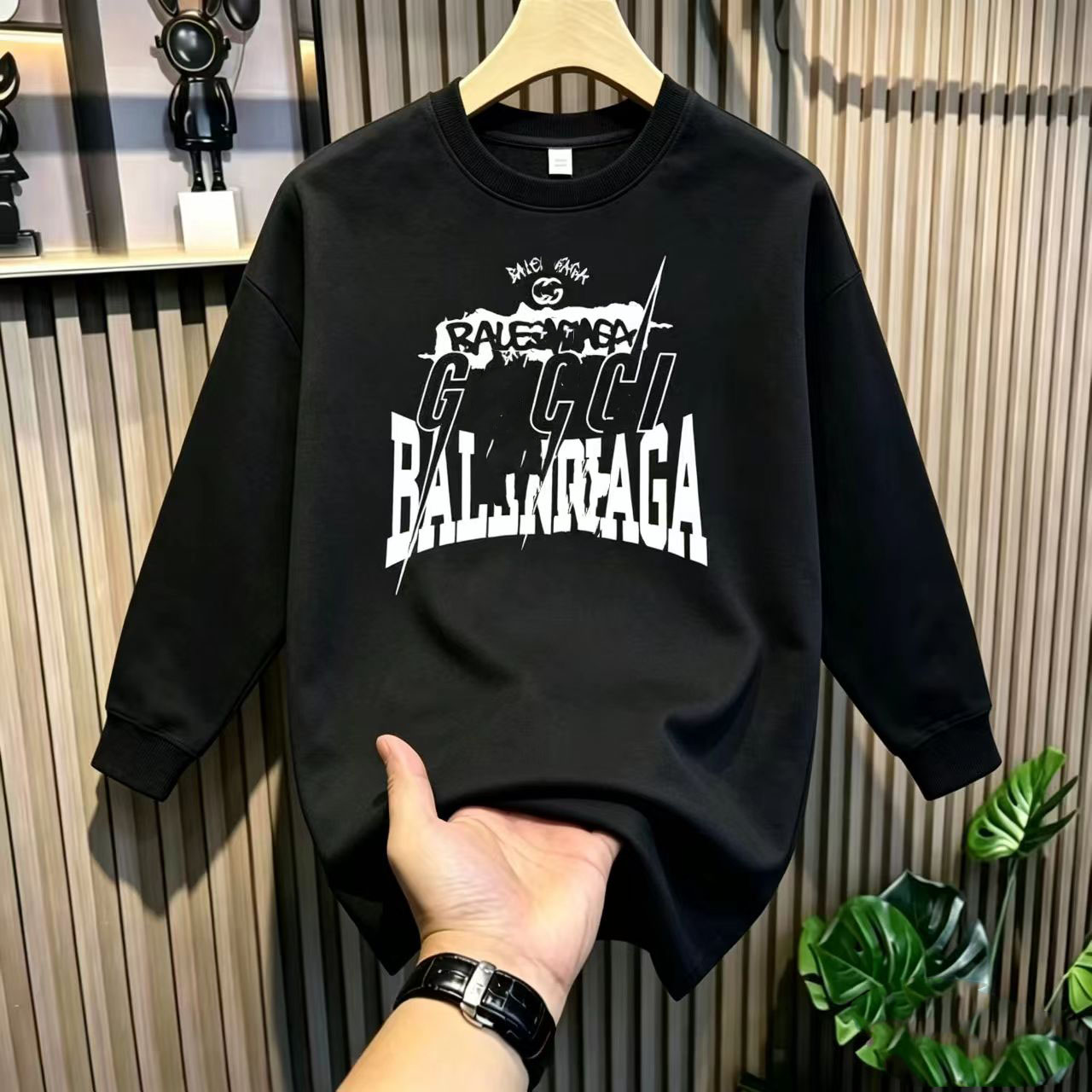 Spring, Autumn, Winter New Trendy Brand Printed Round Neck Long Sleeve Loose Versatile Fashionable Age-Reducing Hoodie for Men and Women Casual Lett