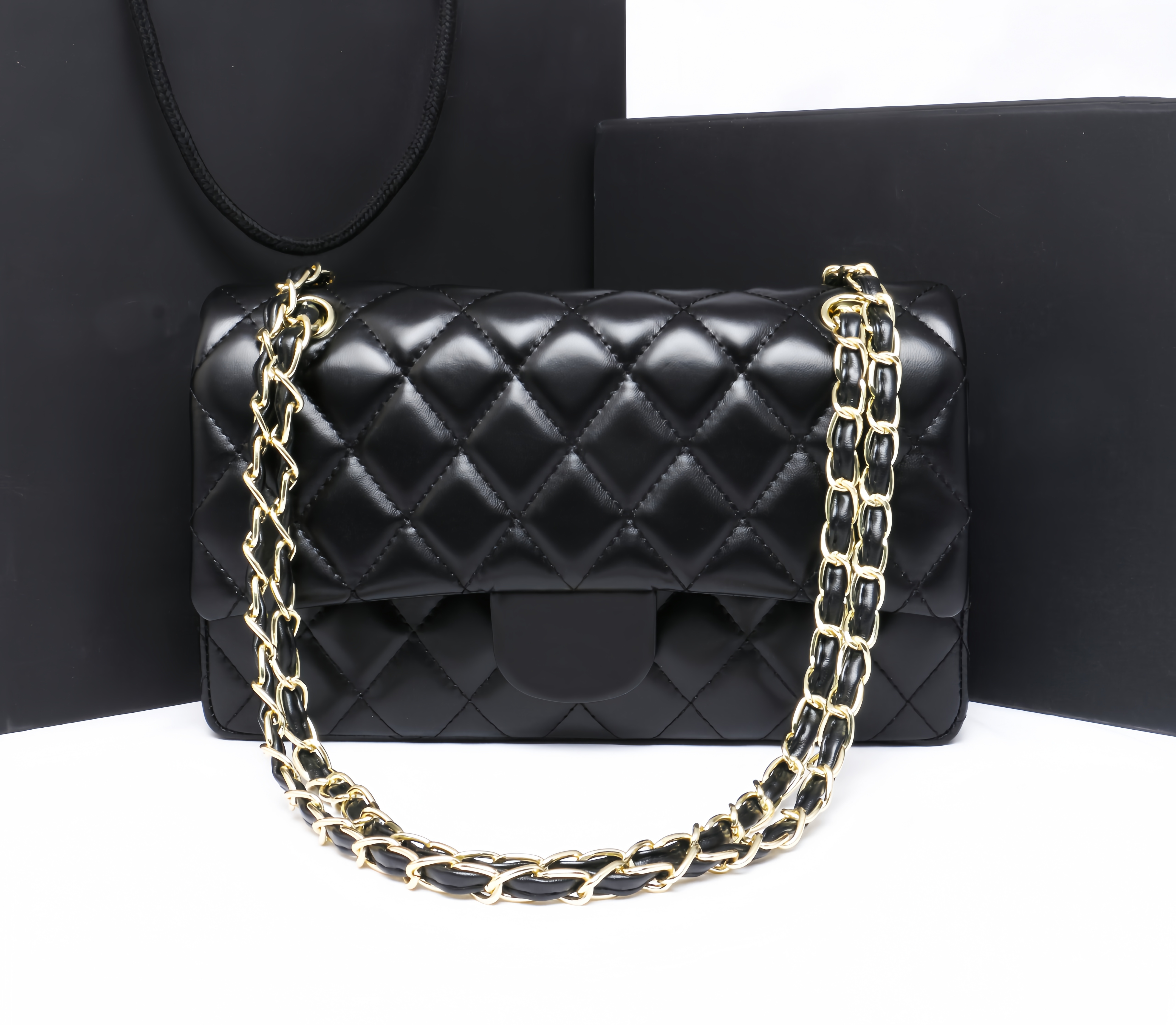 Top Designer Handbag Shouder Chain Bag Cutch Fap Tote Bags Waet Check Veour Thread C Purse Doube Letters Soid Hasp Waist Square Stripes Women handba