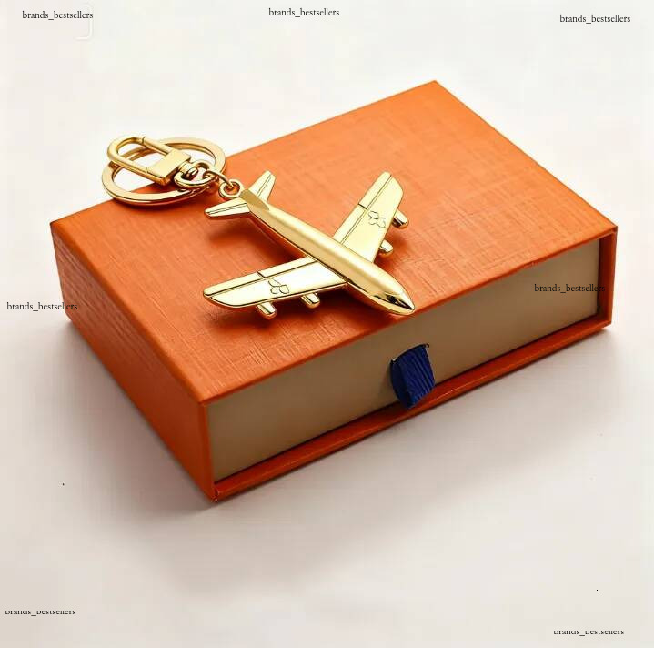 Keychains Lanyards With Box Airplane Key Holder Leather Keychain Classic Chain Luxury Designer Wallet Keyring Bag Charm Pendant for Women Girl Ch