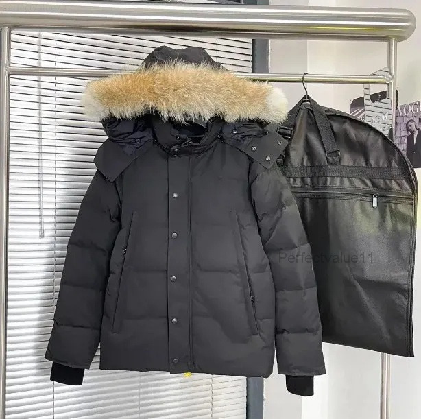 Mens Winter Parka Down Jacket Big Fur Hooded Warm Outdoor Coat Real Wolf Fur Homme Parka Outdoor Windbreaker Jassen Hiver warm Outerwear Doudoune