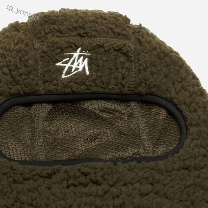 Chapeaux de créateurs unisexes pour hommes et femmes hiver crâne cagoule couverture polaire capuche pour temps froid streetwear hip hop coupe-ven